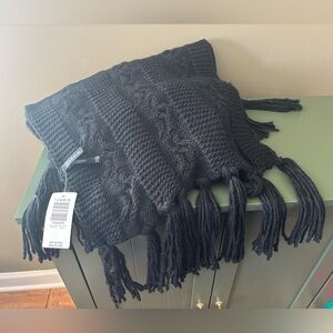 NWT TORRID Black Cable Knit Scarf Oversized Oblong Fringe One Size Fits All